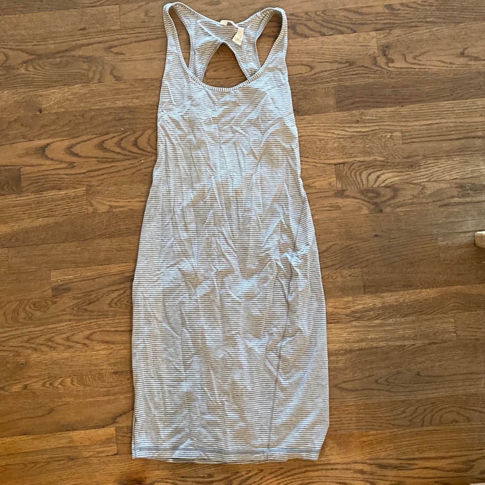 Lululemon ladies striped long racer back dress Sz 8